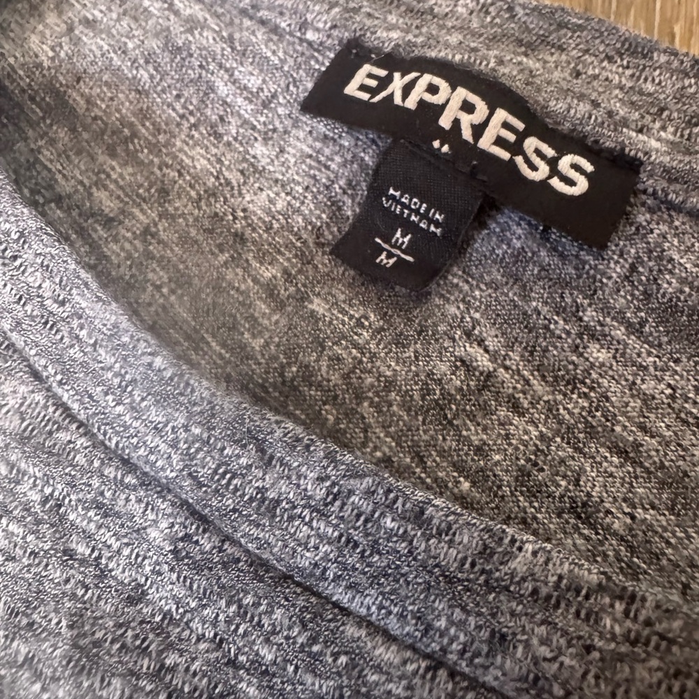 Express Women's Gray & Black Two-Tone Short Sleeve Top medium - Picture 5 of 5